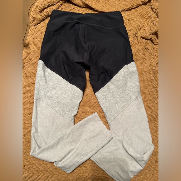 Outdoor Voices Springs 7/8 Leggings - Picture 7 of 7